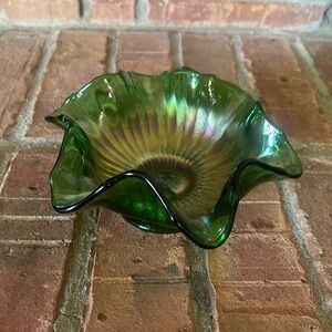 Vtg Green Carnival Glass Ruffled Edge Trinket Dish Bowl